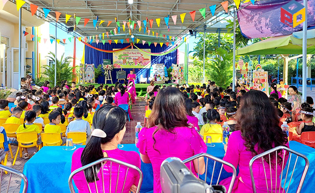 Không khí ngày 20 11 tại trường mầm non Hoa Thạch Thảo Kon Tum