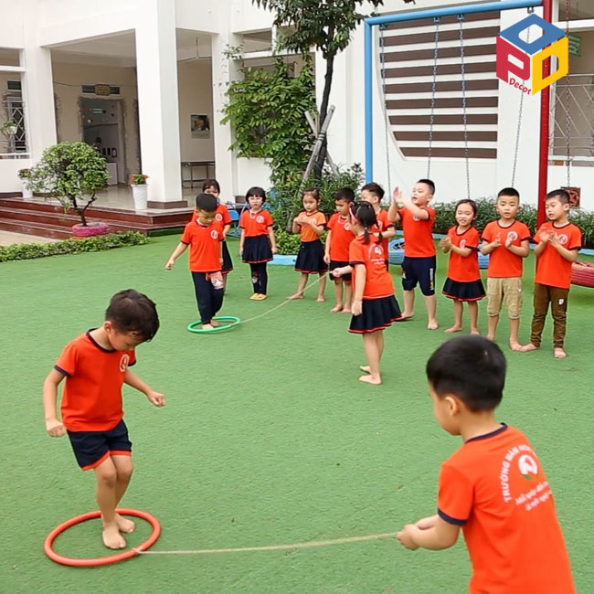 Kỹ năng hợp tác được rèn luyện qua các trò chơi đồng đội
