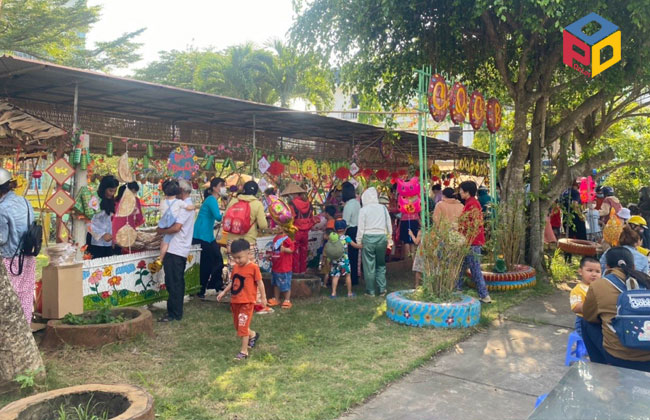 Các gian hàng sao cho hợp lý, có lối đi thoáng để trẻ dễ di chuyển.
