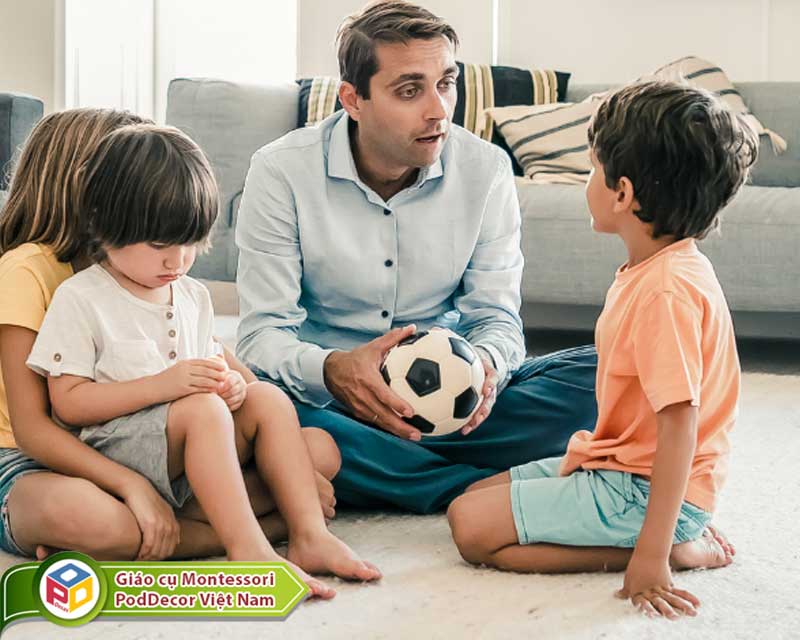 Luôn kiên nhẫn và nhẹ nhàng, tránh quát mắng khi trẻ xảy ra xung đột