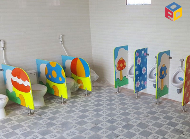 Màu sắc trang trí nhà vệ sinh mầm non nên tươi sáng sinh động