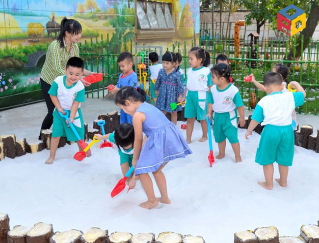Trò chơi với cát kích thích khả năng sáng tạo
